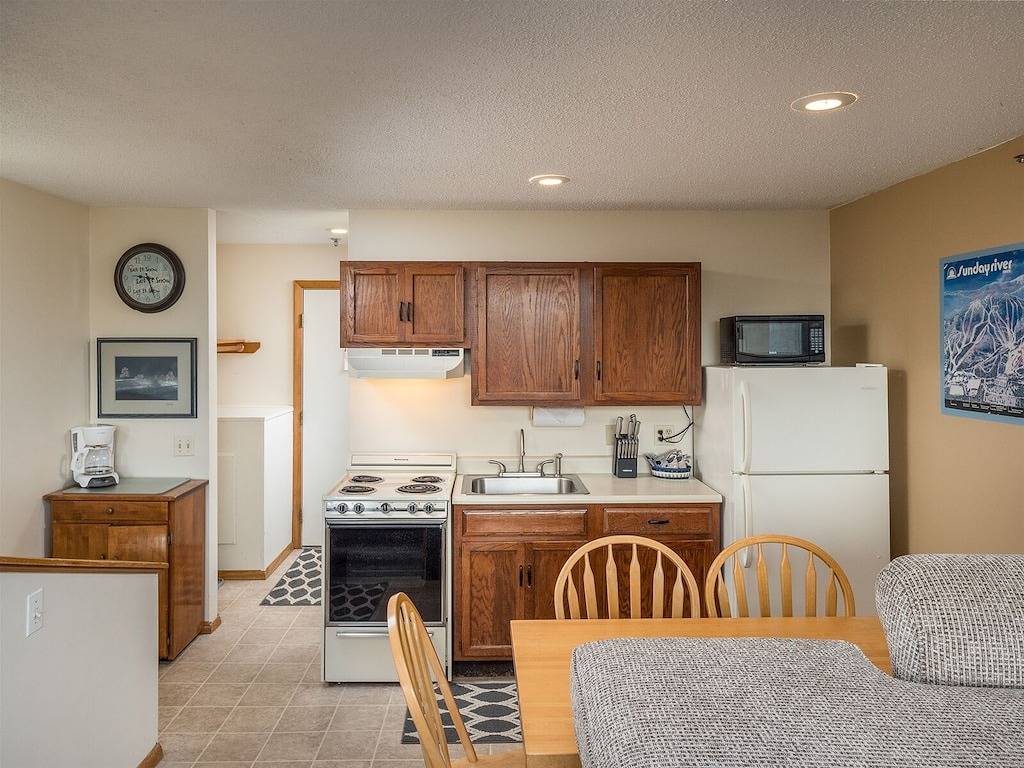 Ganze Wohnung, Sunrise | 1 Bed, 1 Bath in Newry, Sunday River