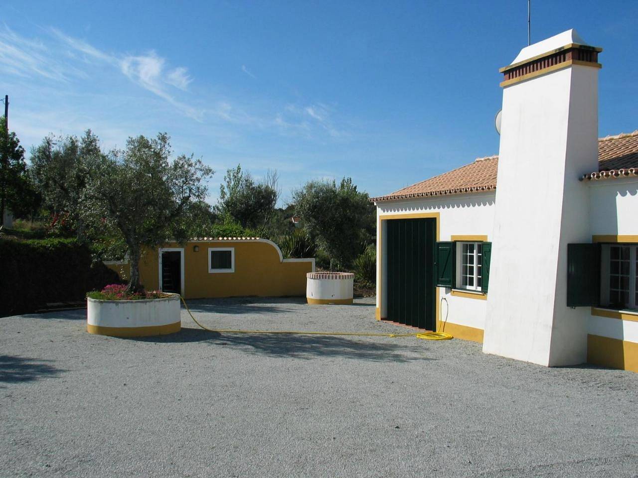 Three-Bedroom House in São Cristóvão, Distrito de Évora