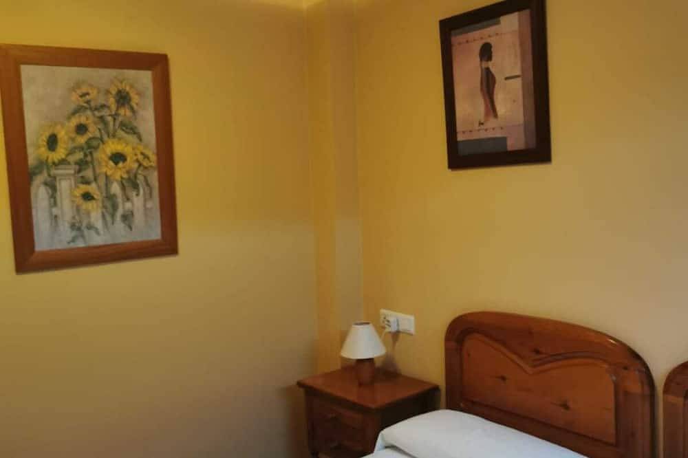 Entire apartment, Apartamento Cinema in Cangas de Onís, Asturias Province