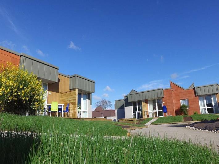 Gîte pour 7 personnes, avec terrasse ainsi que piscine et jacuzzi, animaux acceptés dans Fréthun