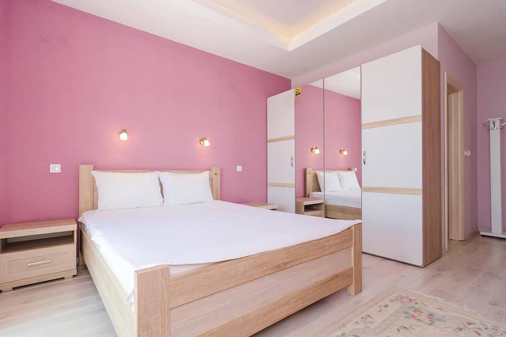 Beautiful home in Igalo in Bay of Kotor
