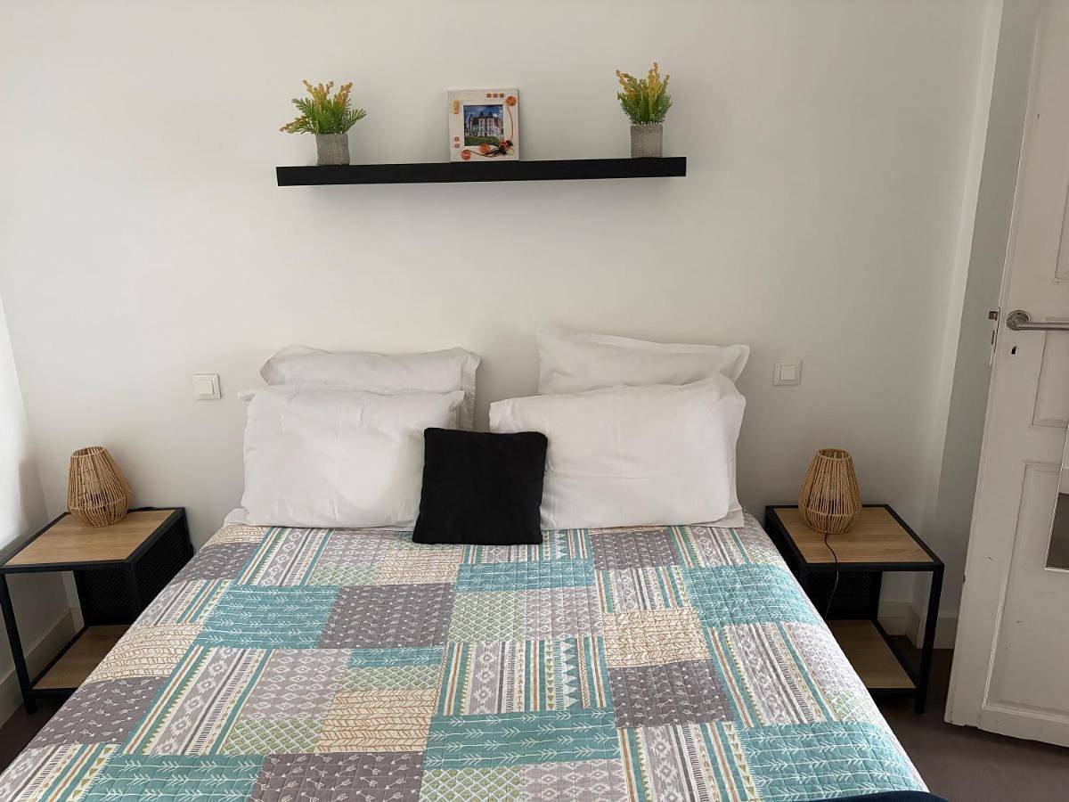 Appartement entier, One-Bedroom Apartment in Pau, Béarn