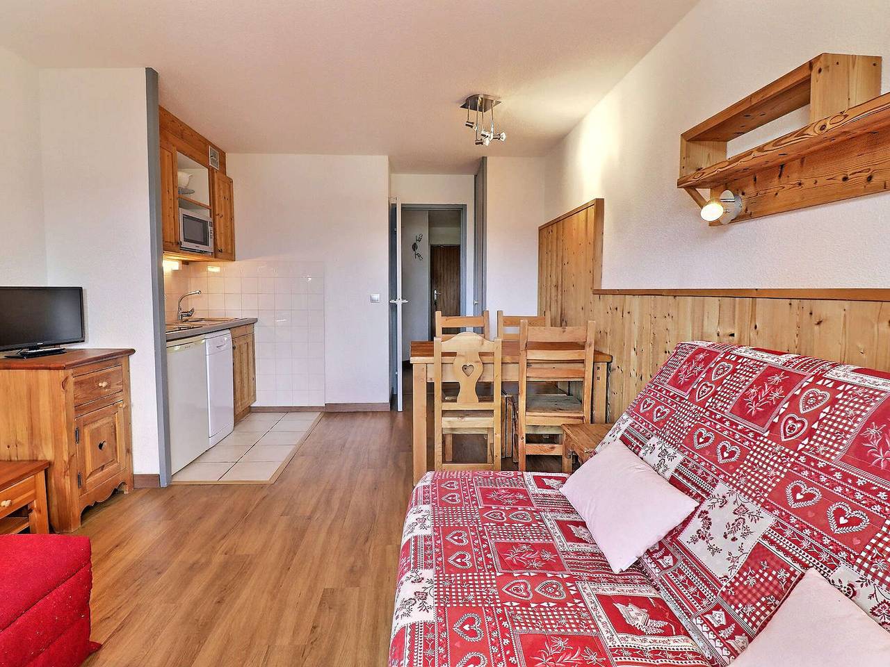 Ganze Wohnung, La Tania - Ski-in/Ski-out Appartement für 4 Personen, 31m², Nr. 716 in Résidence Le Grand Bois A in La Tania, La Perrière