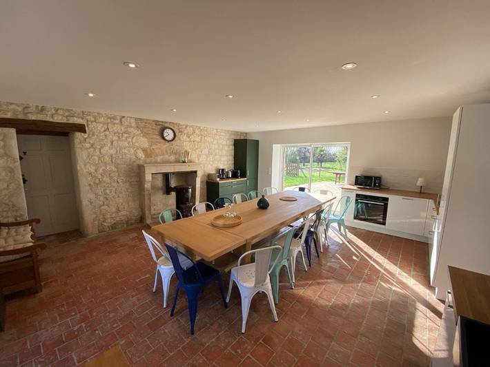 Location de vacances pour 17 personnes, avec vue ainsi que jardin et piscine à Luçon - 3