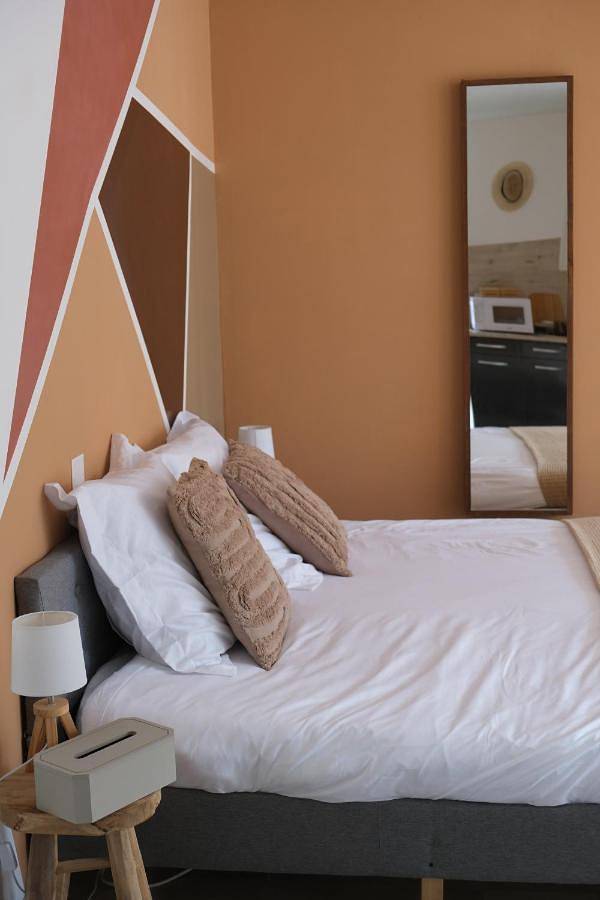 Gîte pour 4 personnes, avec terrasse ainsi que vue et jardin, animaux acceptés dans Mesnil-en-Ouche - 4