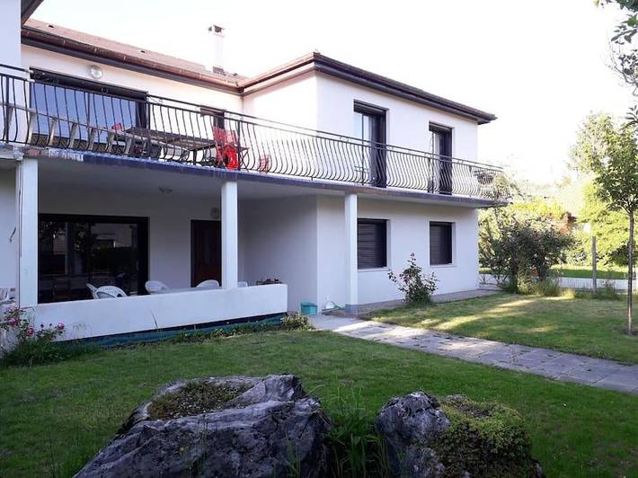 Apartamento de vacaciones para 6 personas, con terraza y jardín - 1