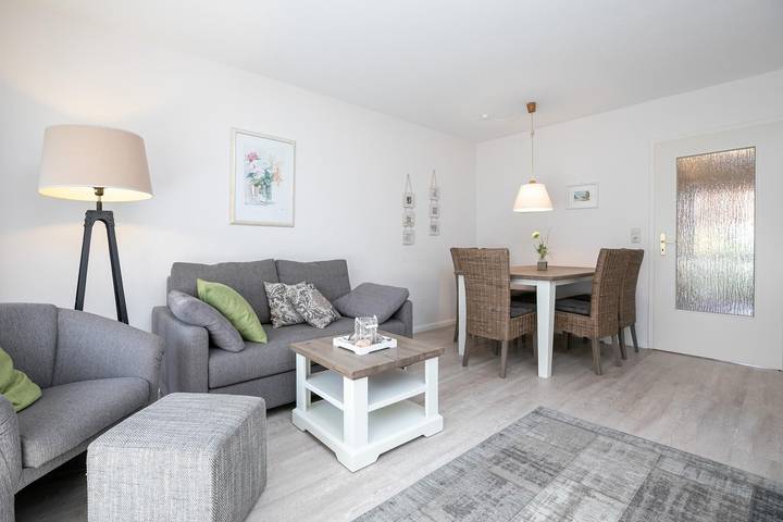 Ferienhaus für 4 Personen, mit Terrasse und Garten in Kellenhusen - 2