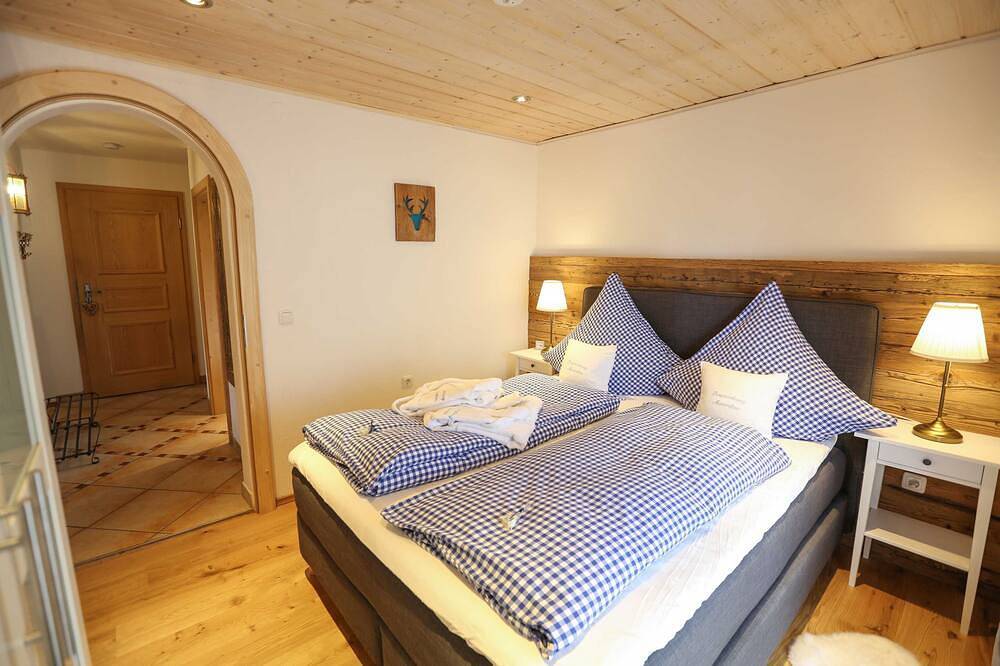 Entire apartment, Your stylish **** home on the Tegernsee! - Apartment Maximilian **** in Bad Wiessee, Bavarian Alps