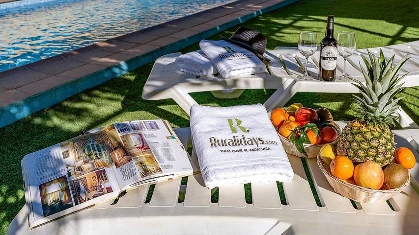 Casa rural para 10 personas, con balcón/terraza y piscina, Se admiten mascotas en Íllora - 3