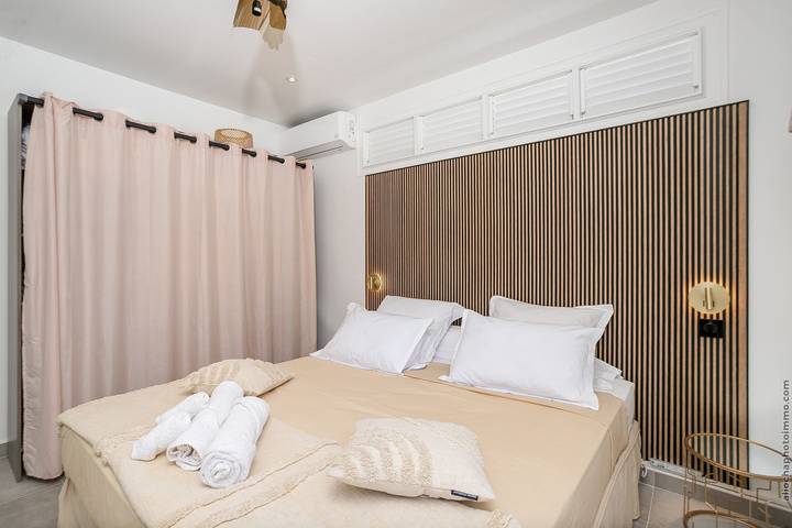 Location de vacances pour 8 personnes, avec balcon et jardin à Sainte-Anne (Martinique) - 3