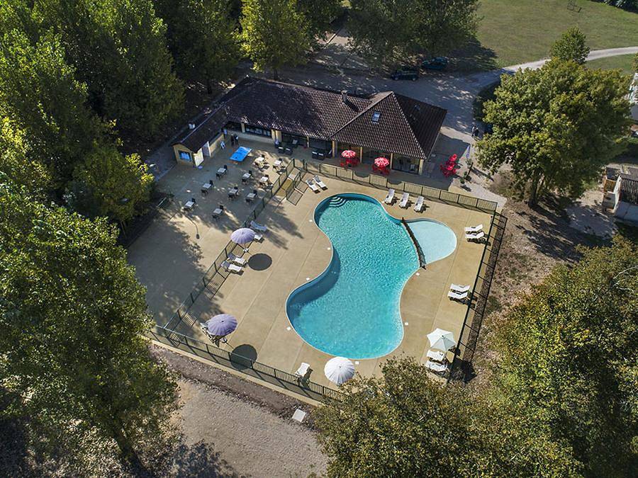 Camping Les Borgnes - Mobilheim 6 personen - Mobilheim 3 Zimmer in Saint-Sozy, Regionaler Naturpark Causses du Quercy