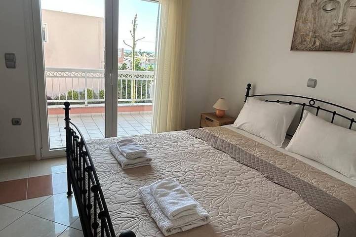 Ferienwohnung für 4 Personen, mit Garten und Balkon in Afantou - 2