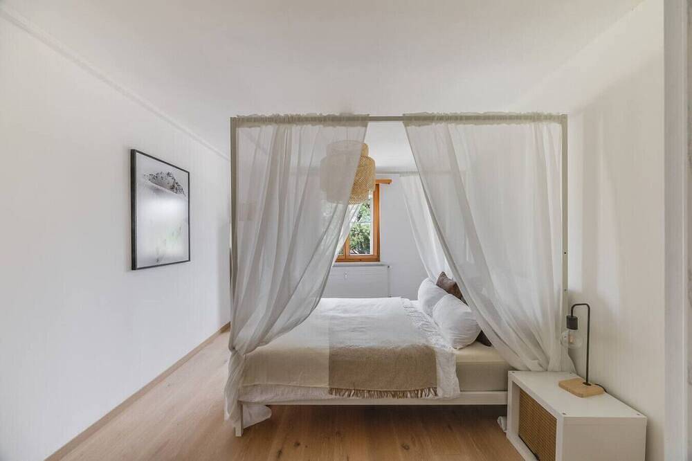 Ganze Wohnung, Atemberaubendes Apartment mit Dachterrasse in Winterthur, Zürich Voralpen