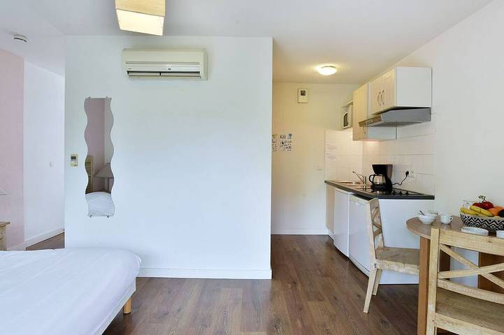 Gîte pour 2 personnes, avec balcon et piscine à Lagord - 3