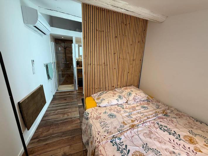 Gîte pour 4 personnes, avec balcon dans Bram - 3