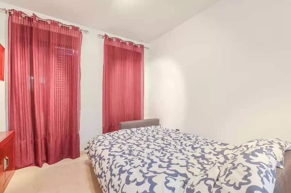 Apartamento entero, Centro: 1 habitación in Dos Hermanas, Provincia de Sevilla
