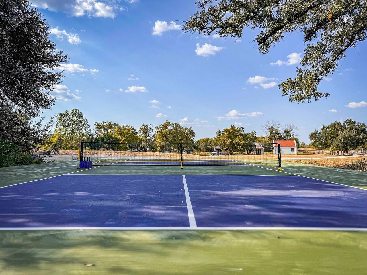 Romantic Container Home-The Honeycomb in McLennan County