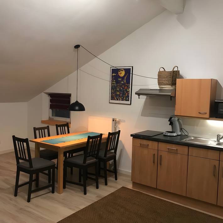 Apartamento entero, Apartamento "Prisca 4" con vistas a la montaña, balcón y wifi in Bühl-Bühlertal (Baden-Württemberg), Bühl