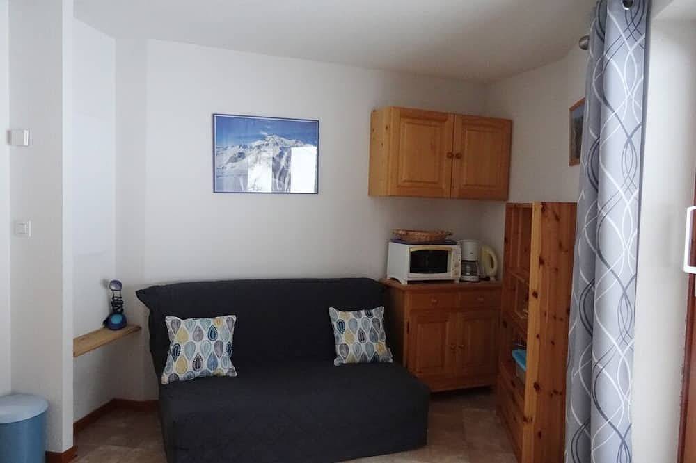 Entire apartment, Appartement Chaleureux, Ambiance Montagne en Front de Neige in Thollon-les-Mémises, Thonon-les-Bains region
