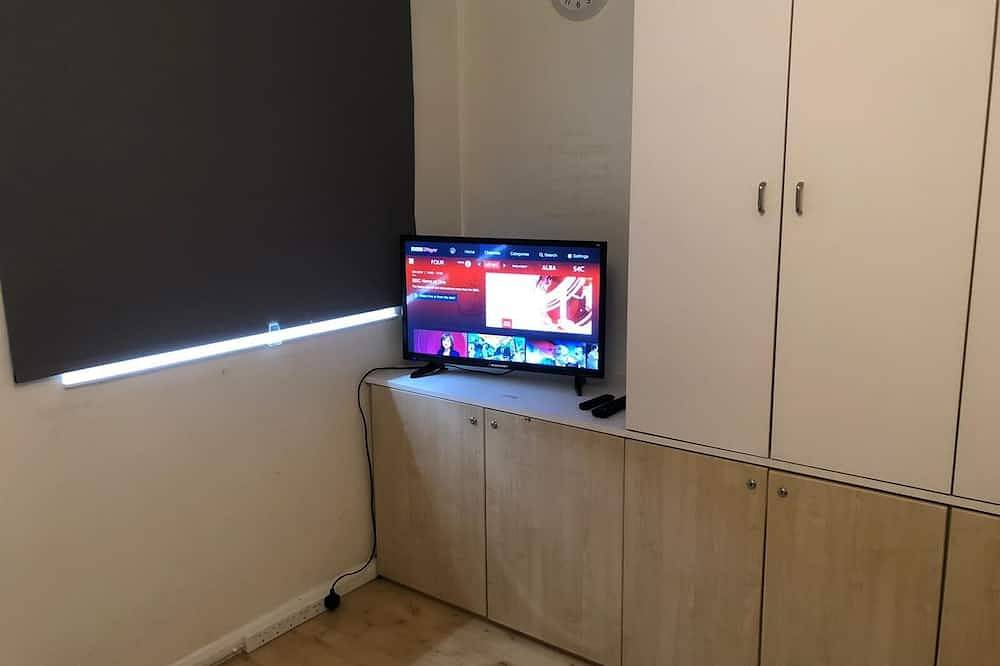 Holiday Home for 2 People in Ealing, London