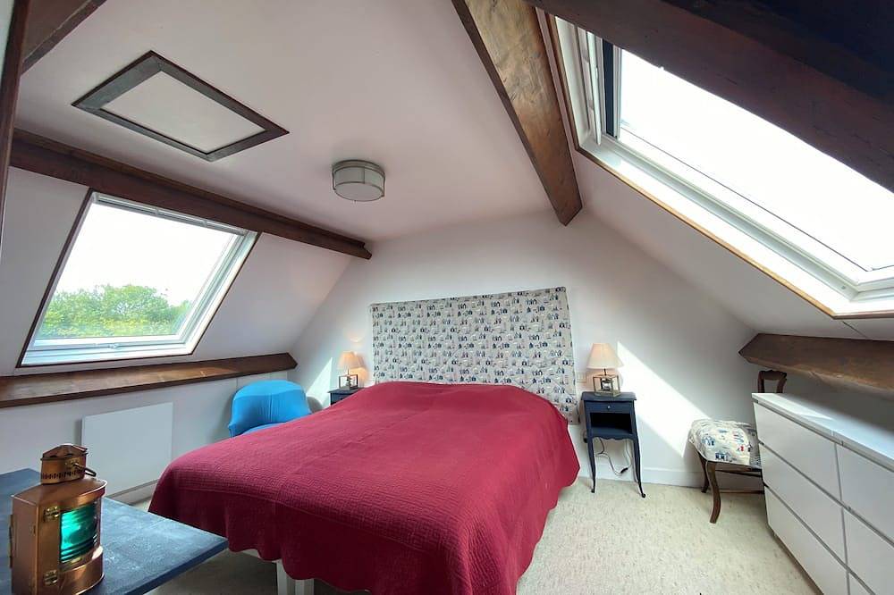 Comfortable family home. 6-8 people with exceptional sea view. in Quinéville, Cherbourg en omgeving