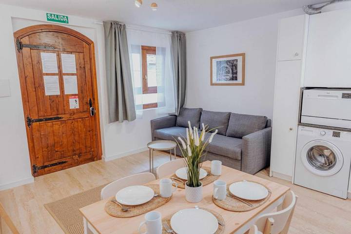 Gîte pour 6 personnes, avec balcon à Alquézar - 4