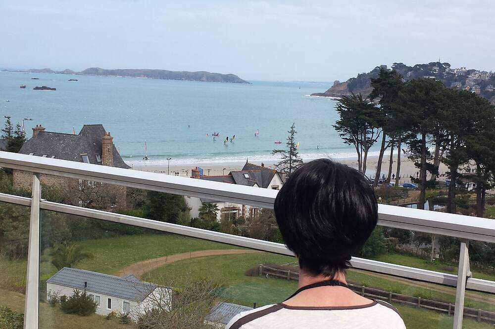 Appartement De Vacances pour 2 Personnes dans Perros-Guirec, Région de Lannion