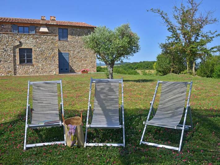 Villa per 16 persone, con piscina e giardino a Bibbona