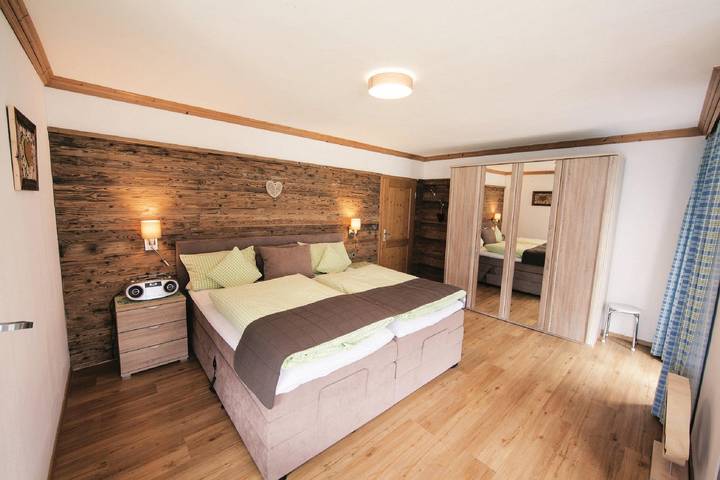 Ferienwohnung für 2 Personen, mit Terrasse und Ausblick in Krün - 4