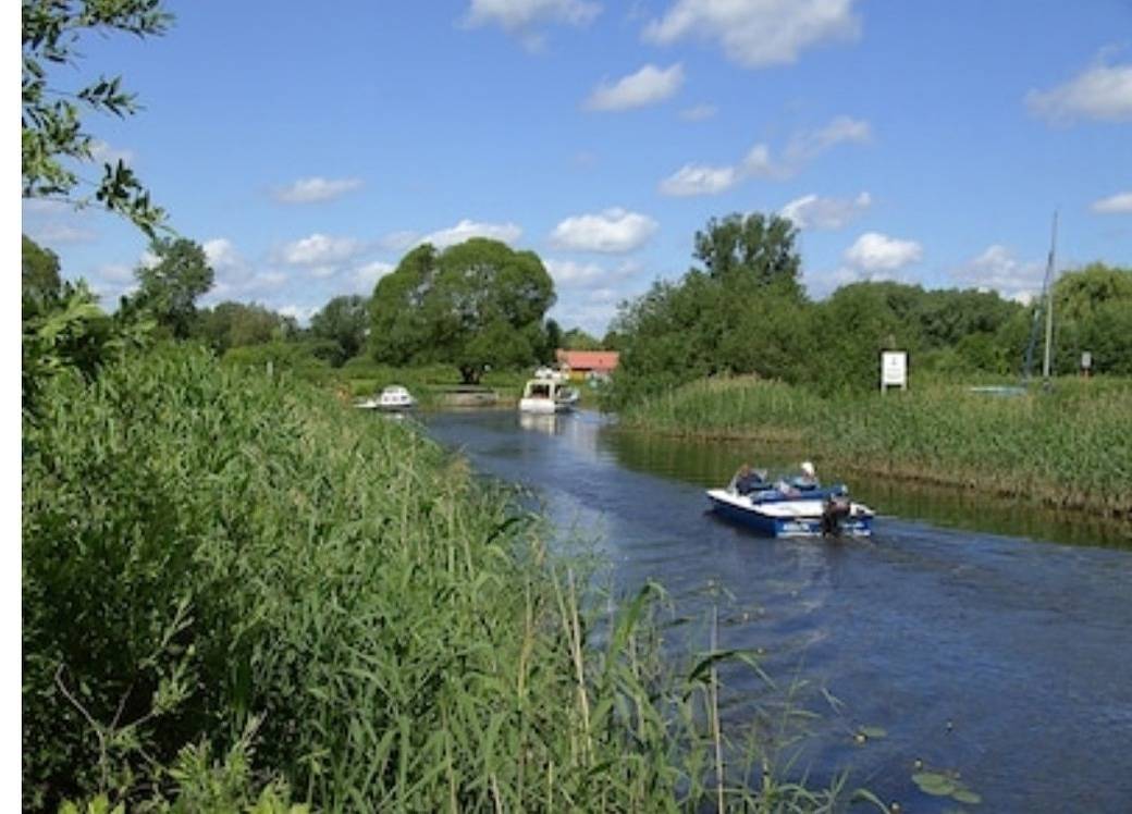 Ganze Ferienwohnung, Urlaub am Peenestrom in Neukalen, Kummerower See