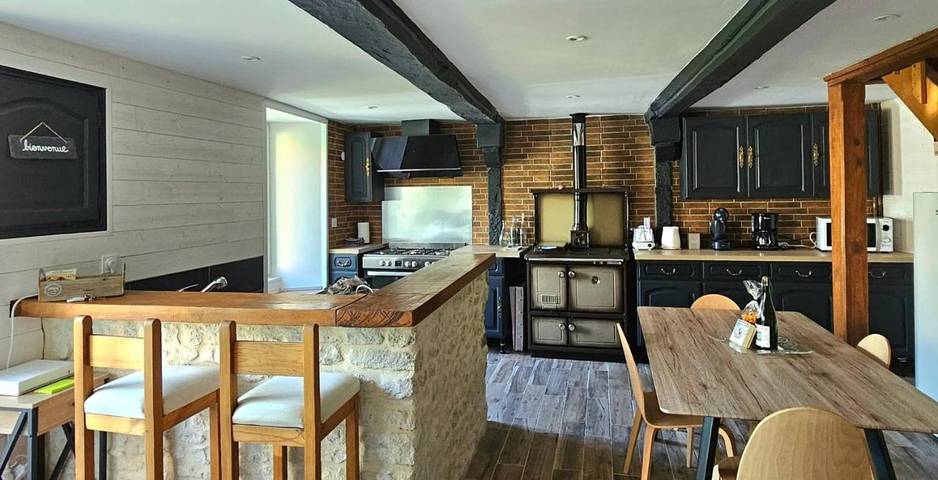 Location de vacances pour 8 personnes à Saint-Côme-du-Mont - 4