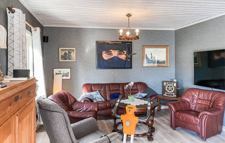 Ferienhaus für 8 Personen mit Garten in Tranås, Sommen