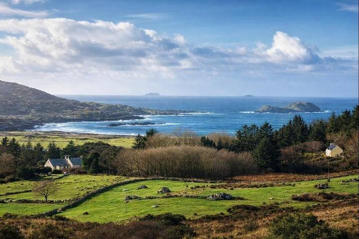 Location de vacances pour 2 personnes, avec jardin et vue dans Caherdaniel