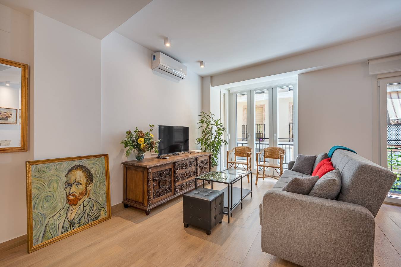 Apartamento entero, Apartamento 'Precioso' con terraza privada, Wi-Fi y aire acondicionado in Centro-Sagrario, Granada