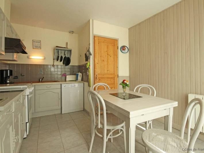 Gîte pour 5 personnes, avec terrasse dans Orne - 2