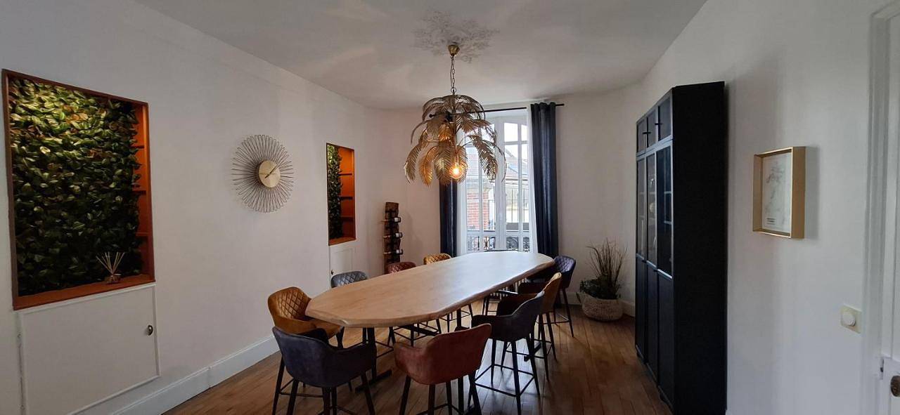 Five-Bedroom House in Cramant, Marne