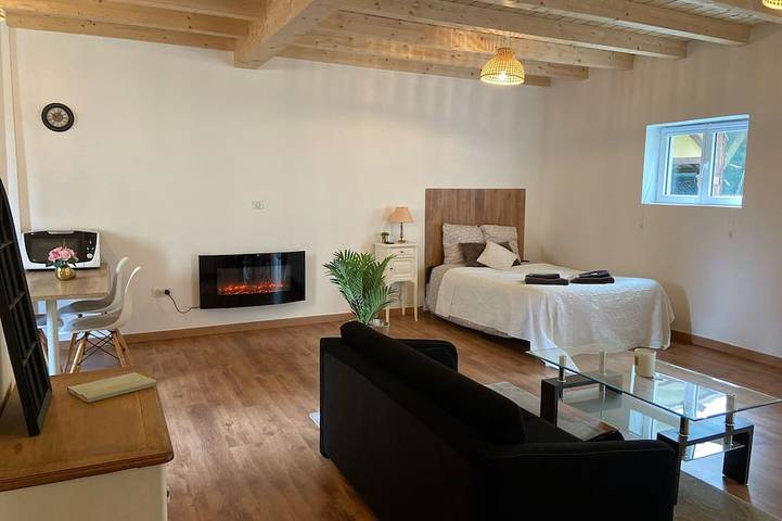 Ferienwohnung für 2 Personen, mit Terrasse und Garten - 1