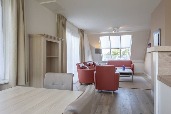Ferienhaus für 8 Personen, mit Balkon/Terrasse und Terrasse sowie Sauna in Scharendijke - 2