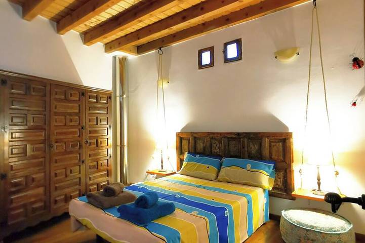 Casa Rural de Alquiler Completo in Montejo de Tiermes, Province de Soria