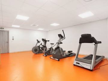 Chalet for 8 People in La Clusaz, Annecy region, Photo 2