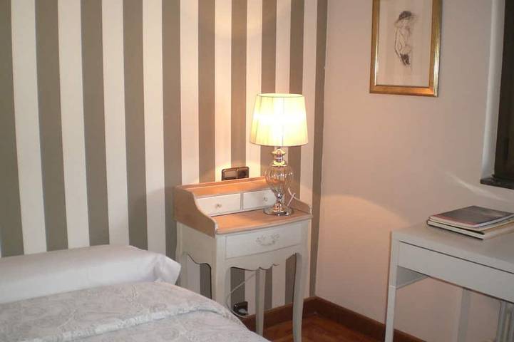 Appartement entier, Penthouse Au Centre D'Oviedo Avec Garage Carre Et WIFI Gratuit in Oviedo, Chaîne Cantabrique