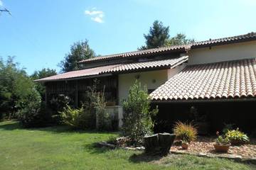 Gîte pour 5 personnes, avec jardin à Saint-Perdon