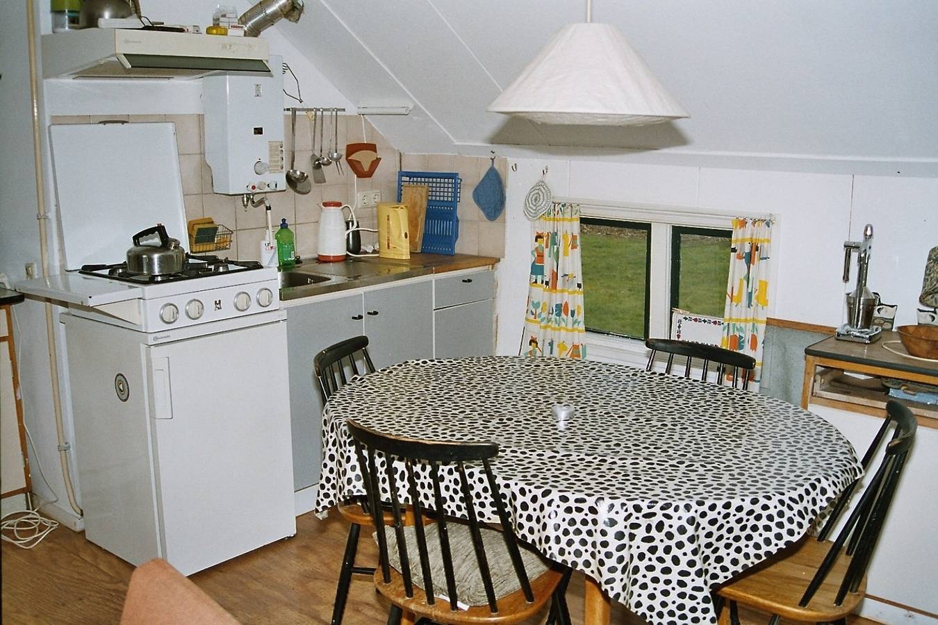 Gemütliches Haus für 6 Personen mit Reetdach und Garten am Wasser in Kalenberg in Nationalpark Weerribben-Wieden