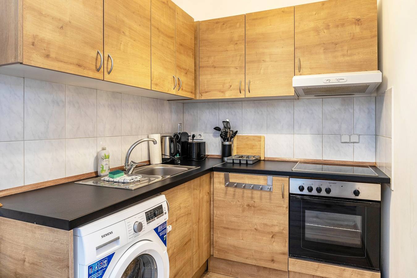 Geheel appartement, Appartement 'Backyard Loft West' met Wi-Fi in Berlin-Charlottenburg, Berlijn