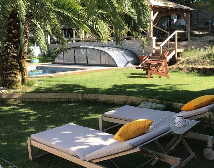 Chambre d’hôte pour 2 personnes, avec jardin ainsi que piscine et jacuzzi sur l' Île de Ré - 2