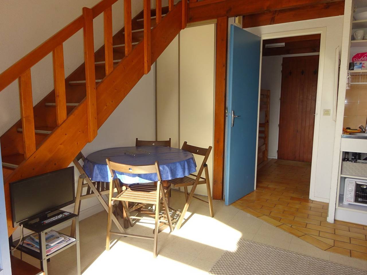 Ganze Ferienwohnung, 25qm Wohnung liegt am ersten Stock einer Residenz in Biscarrosse Plage, Biscarrosse