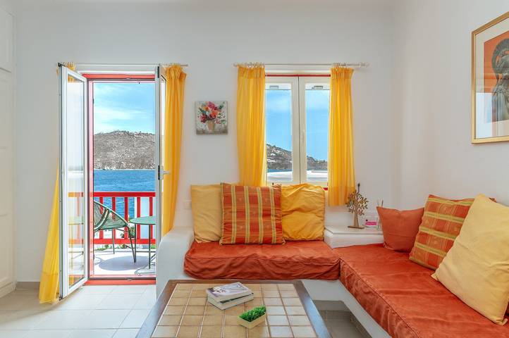 Apartment for 6 people, with garden, with pets in Mykonos