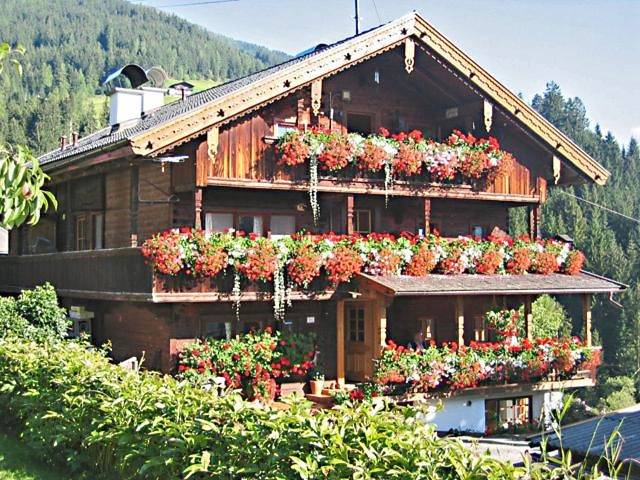 Studio with Balcony in Alpbach, Kaisergebirge