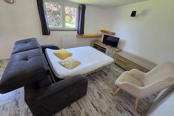 Location de vacances pour 3 personnes, avec jardin à Saint-Riquier-ès-Plains - 2