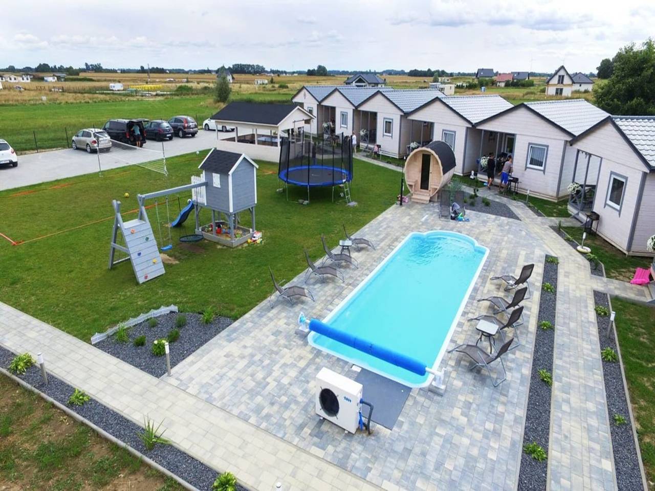 Domki wakacyjne z basenem, jacuzzi i sauną in Gąski, Powiat koszaliński